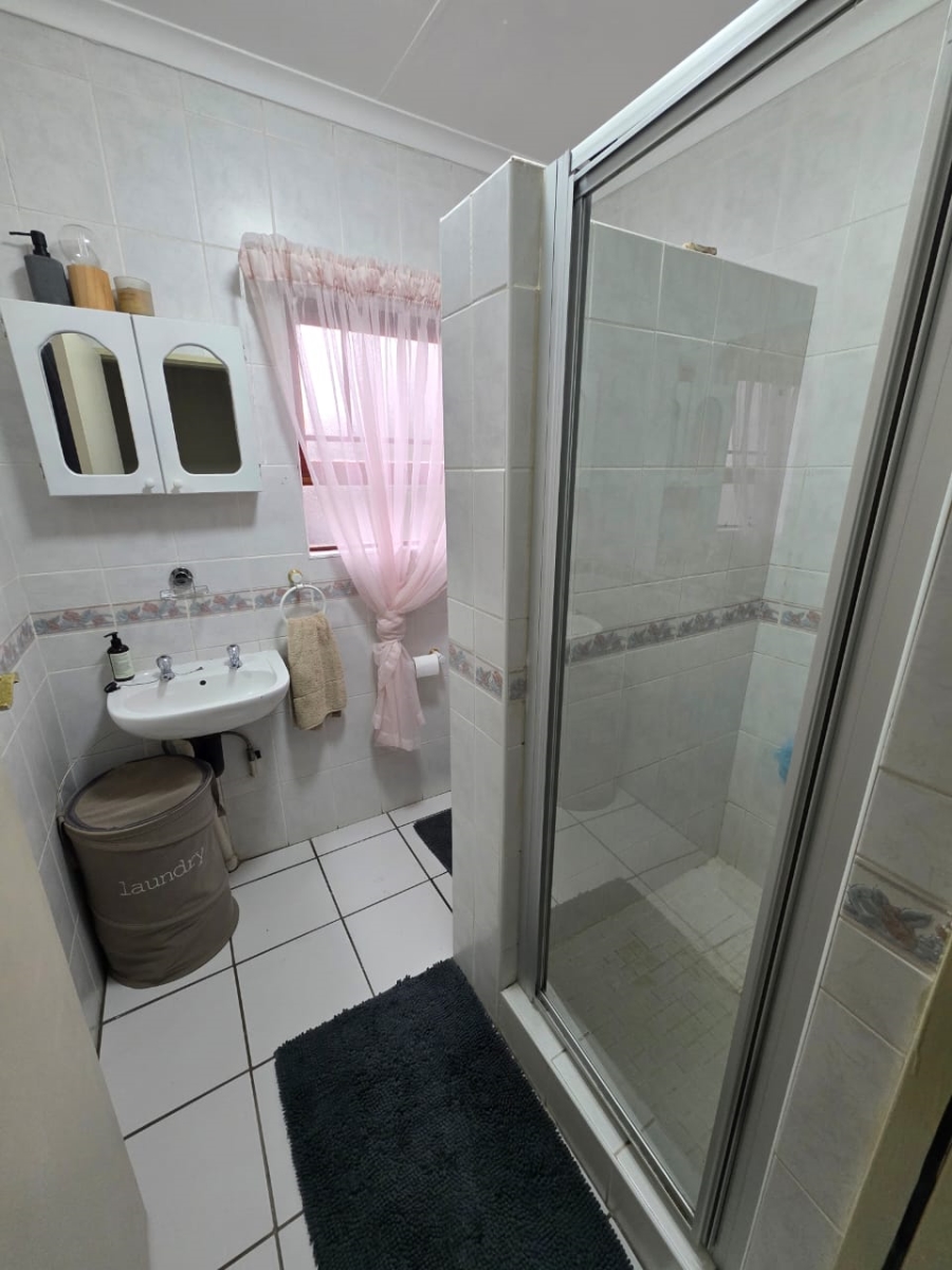 To Let 3 Bedroom Property for Rent in Vaalpark Free State